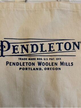 NWT Pendleton Natural Canvas Tote with Navy Logo